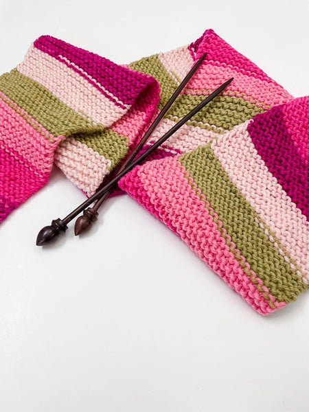 The Spinning Hand - Learn To Knit Kit For Beginner Knitters