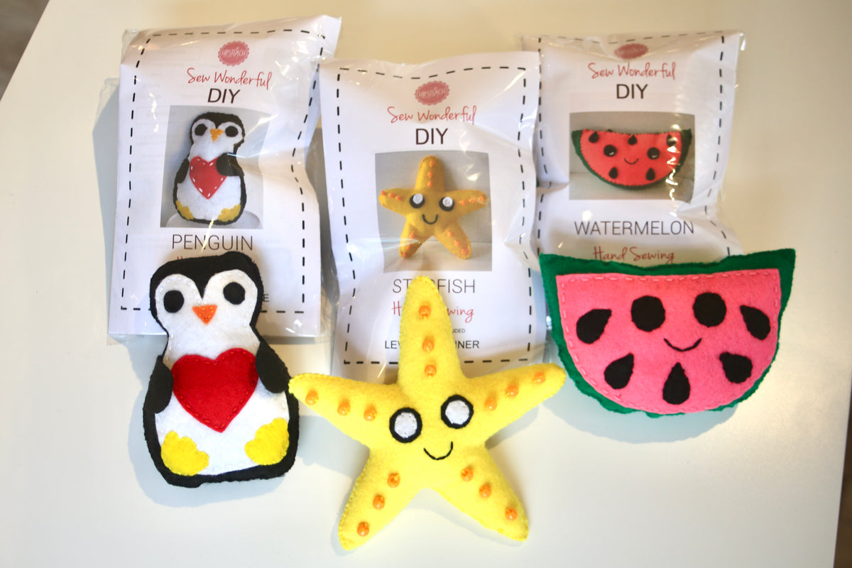 Party Favors BROOKLINE Hipstitch