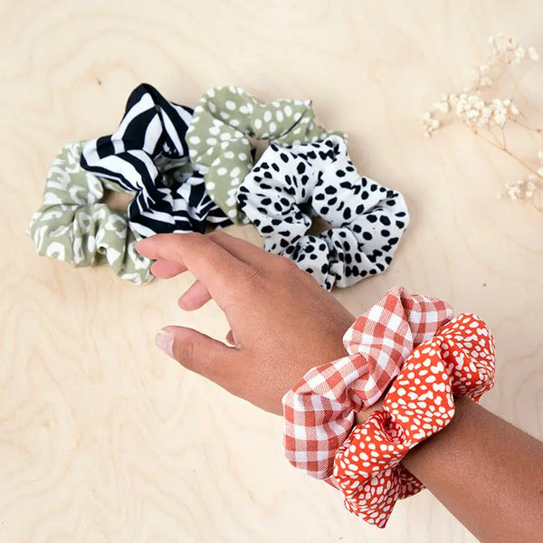 Crafters Scrunchie Kit