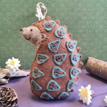 Folk Hedgehog Felt Craft Mini Kit