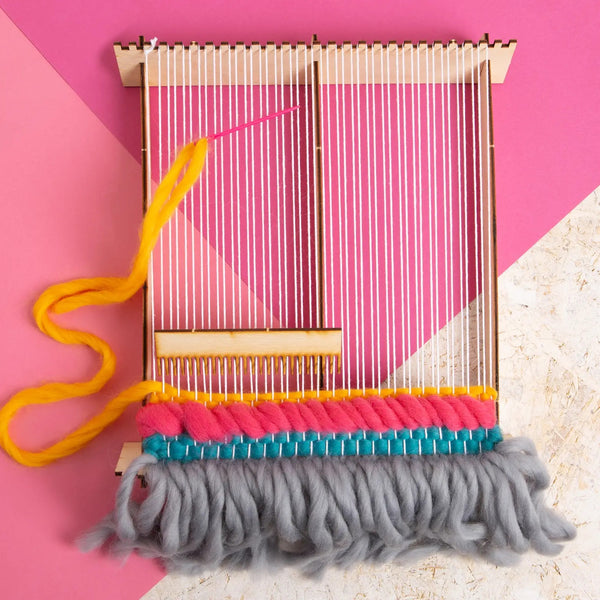 Pop-Up Weaving Loom